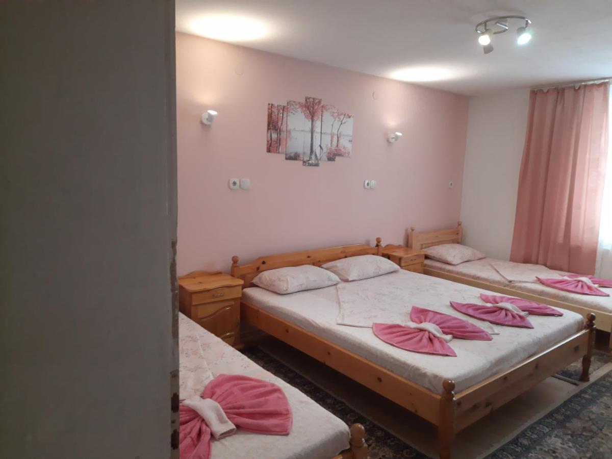 Guest House Lazar Raykov Ribarica Exteriér fotografie