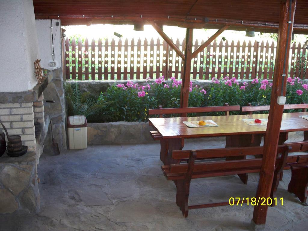 Guest House Lazar Raykov Ribarica Exteriér fotografie